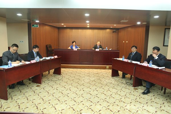 2016年度药品检查报告新闻发布会_副本.jpg